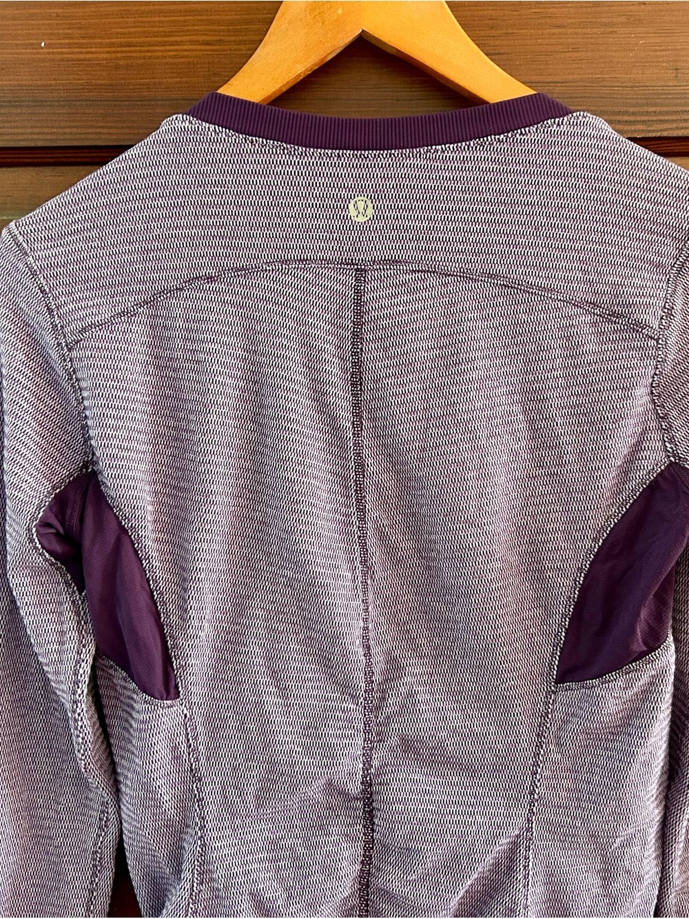 lululemon athletica Base Runner in Lavender Textured Long Sleeve Top - Picture 5 of 11